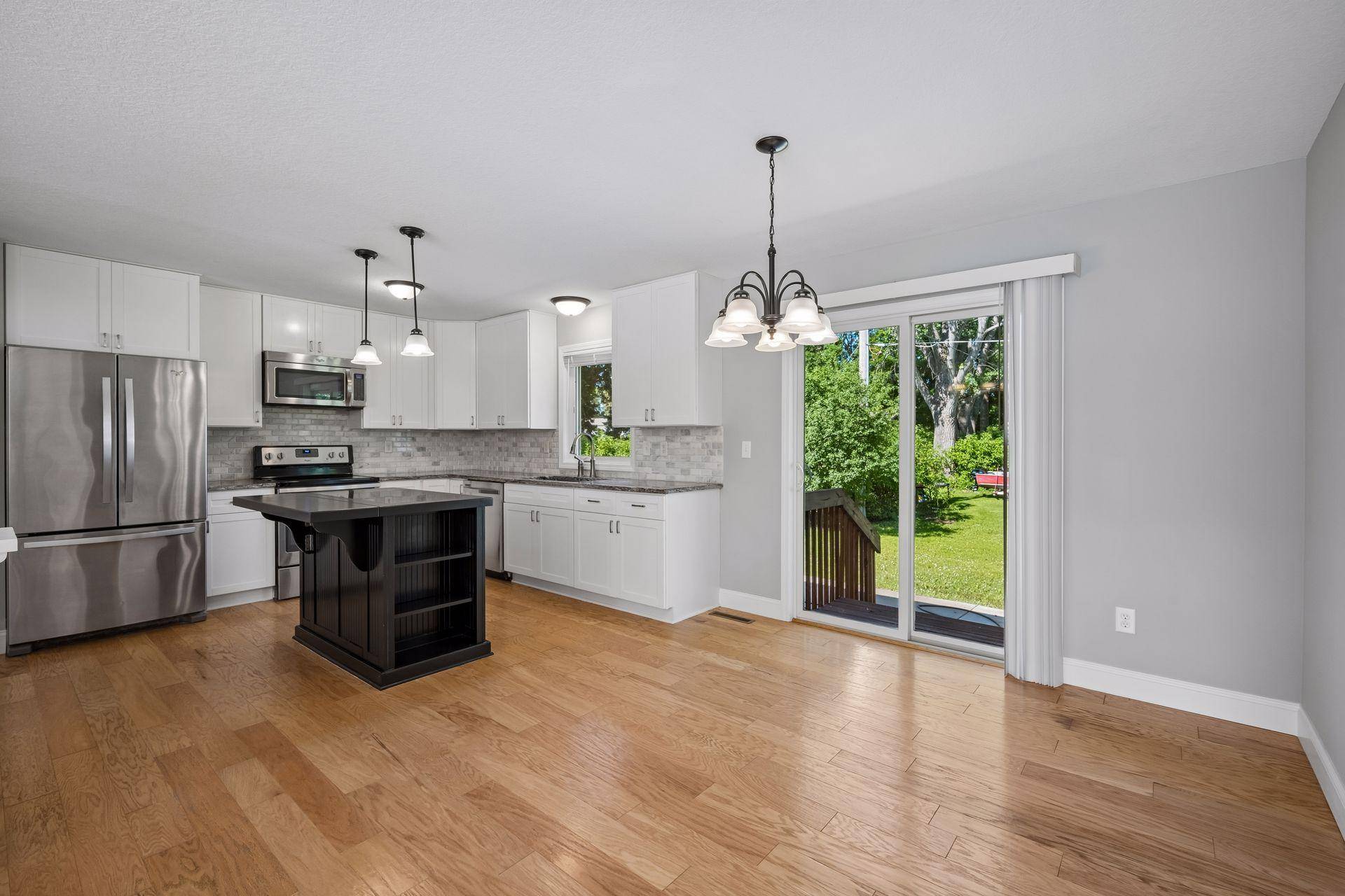 5447 54th CIR NE, Albertville, MN 55301