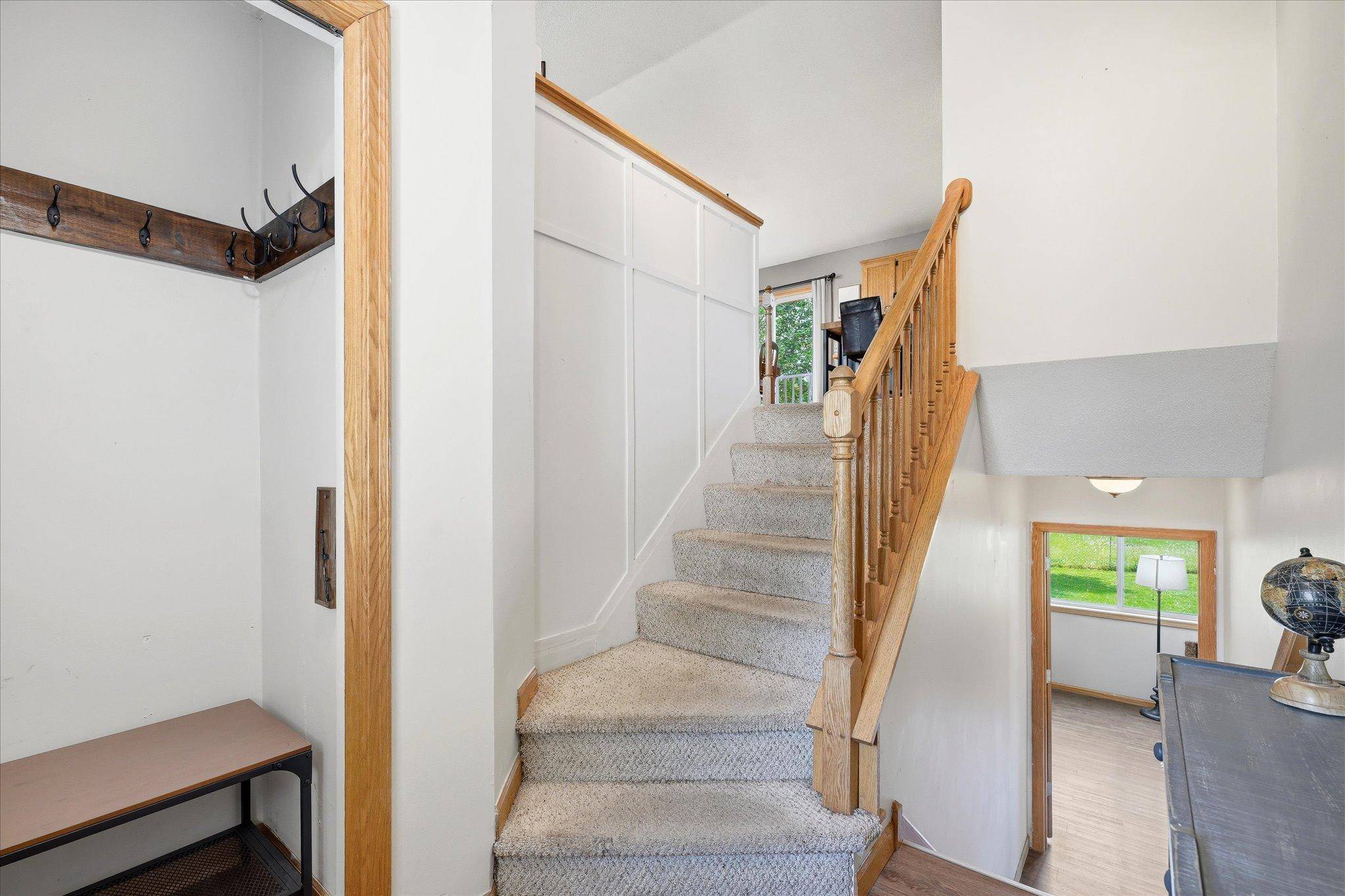 1109 Pond View DR, Braham, MN 55006