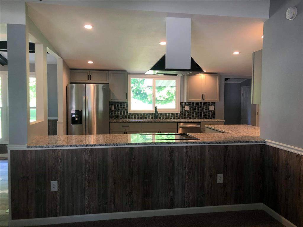 1240 N Main ST, Altura, MN 55910