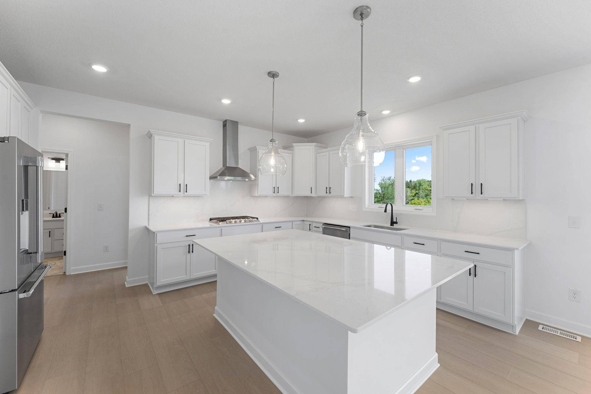 1061 Aster BLVD, Rosemount, MN 55068