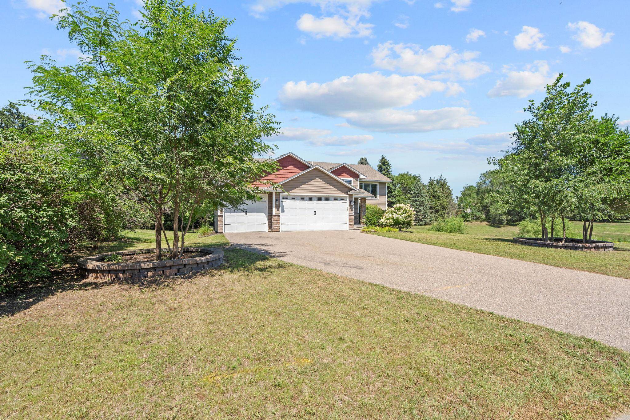 8270 120th AVE N, Champlin, MN 55316