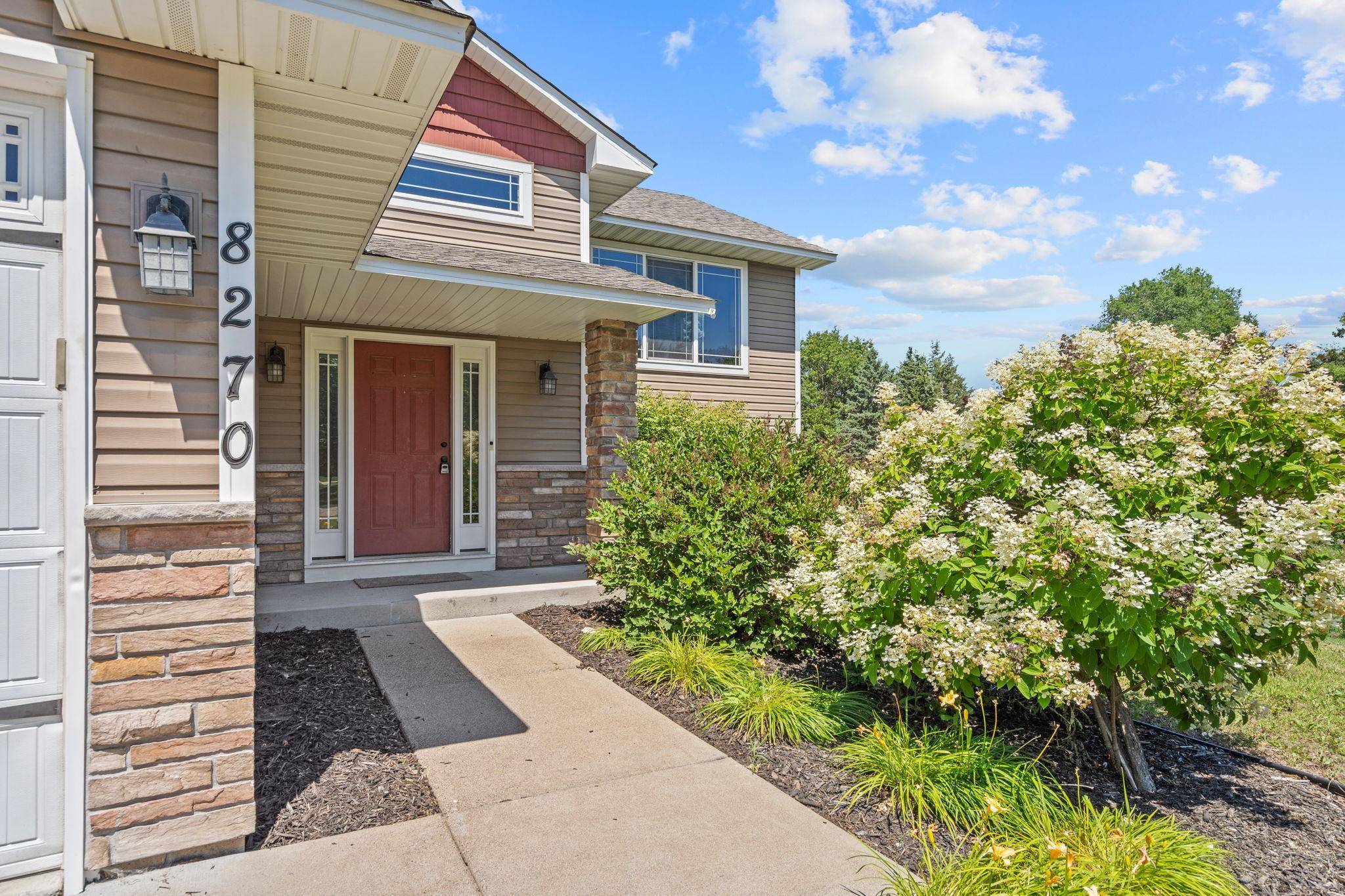 8270 120th AVE N, Champlin, MN 55316