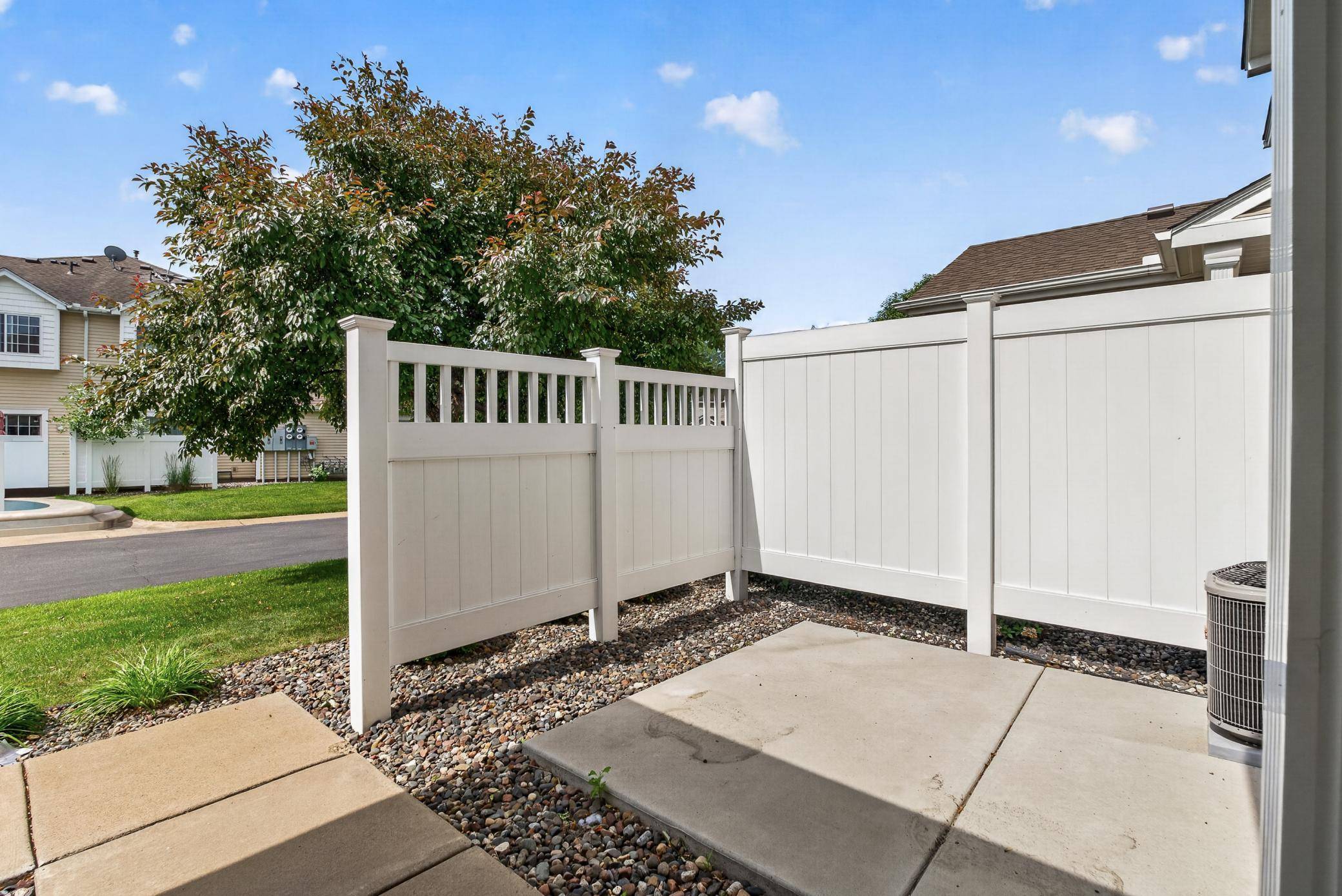 11446 Elmwood AVE N, Champlin, MN 55316