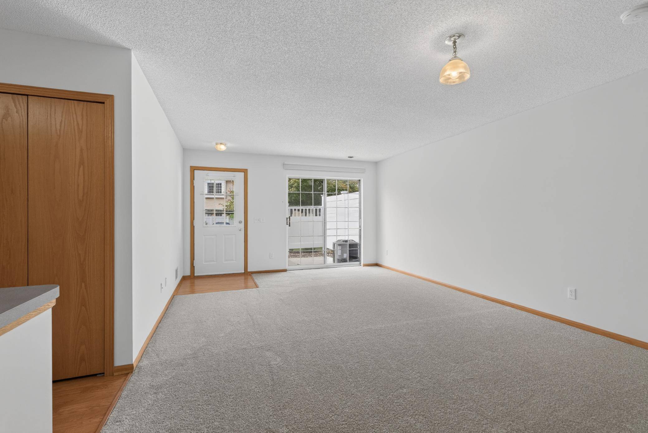 11446 Elmwood AVE N, Champlin, MN 55316