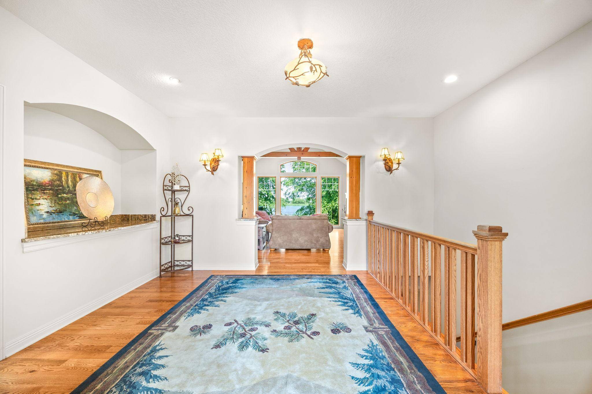 11668 E Laketowne DR, Albertville, MN 55301