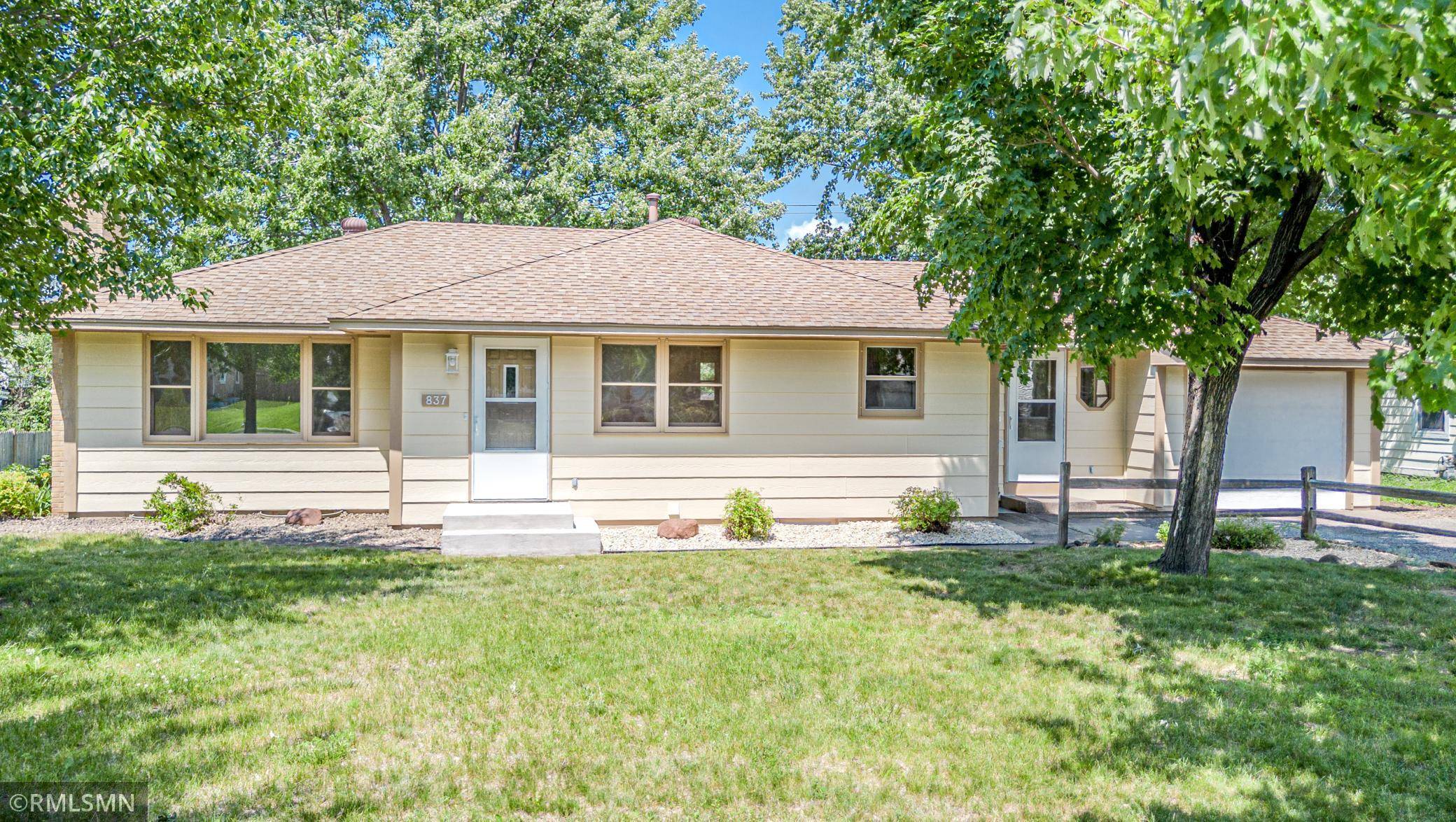 837 Monroe ST, Anoka, MN 55303