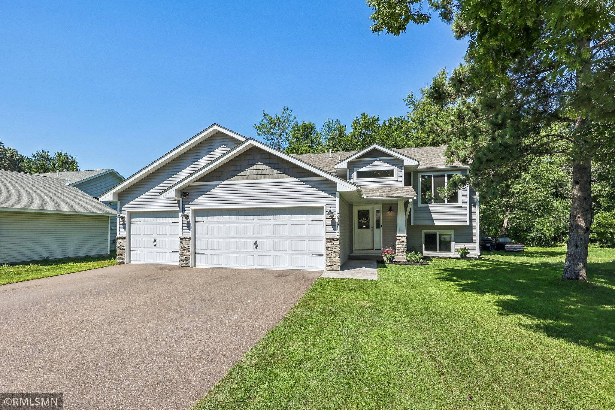 23910 Cooper AVE NW, Bethel, MN 55005