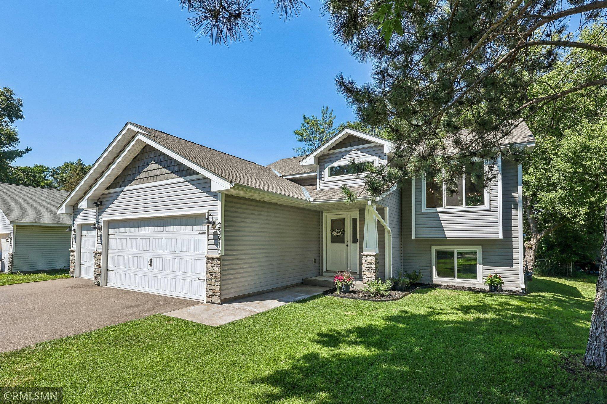23910 Cooper AVE NW, Bethel, MN 55005