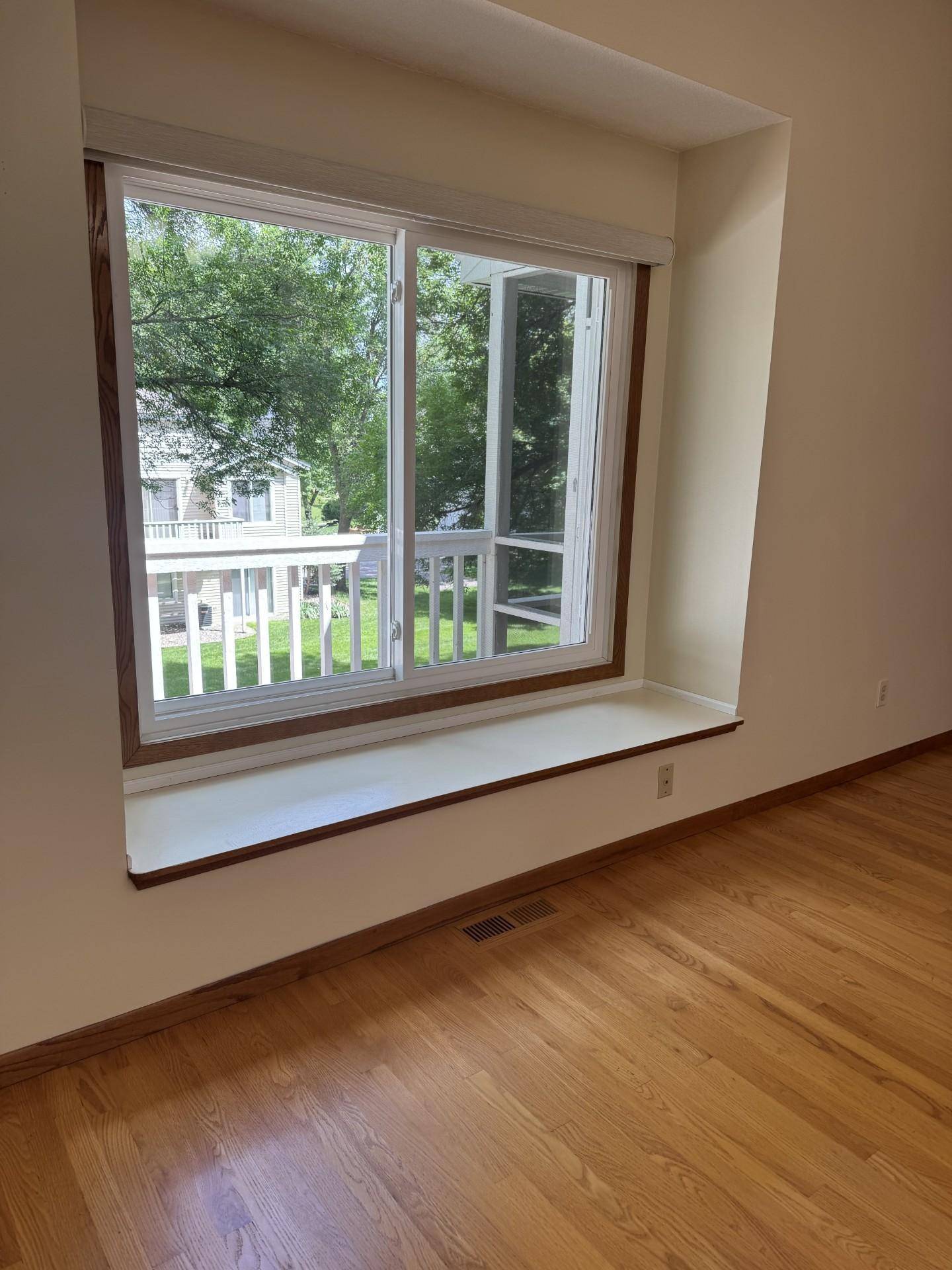 5553 Bimini DR, Minnetonka, MN 55343