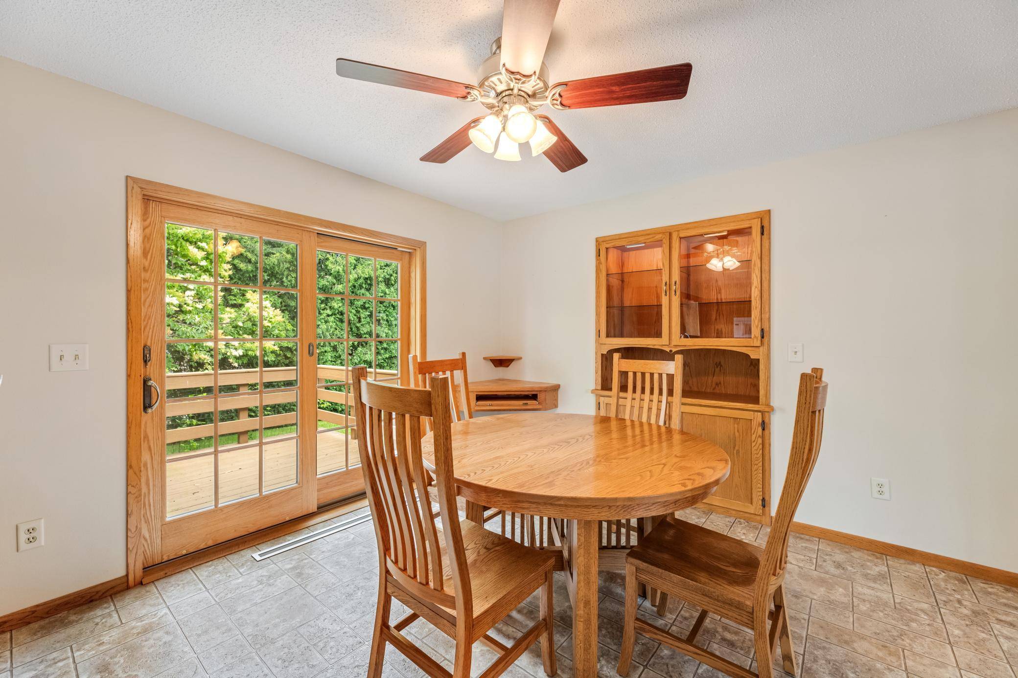 703 N Hokah ST, Caledonia, MN 55921