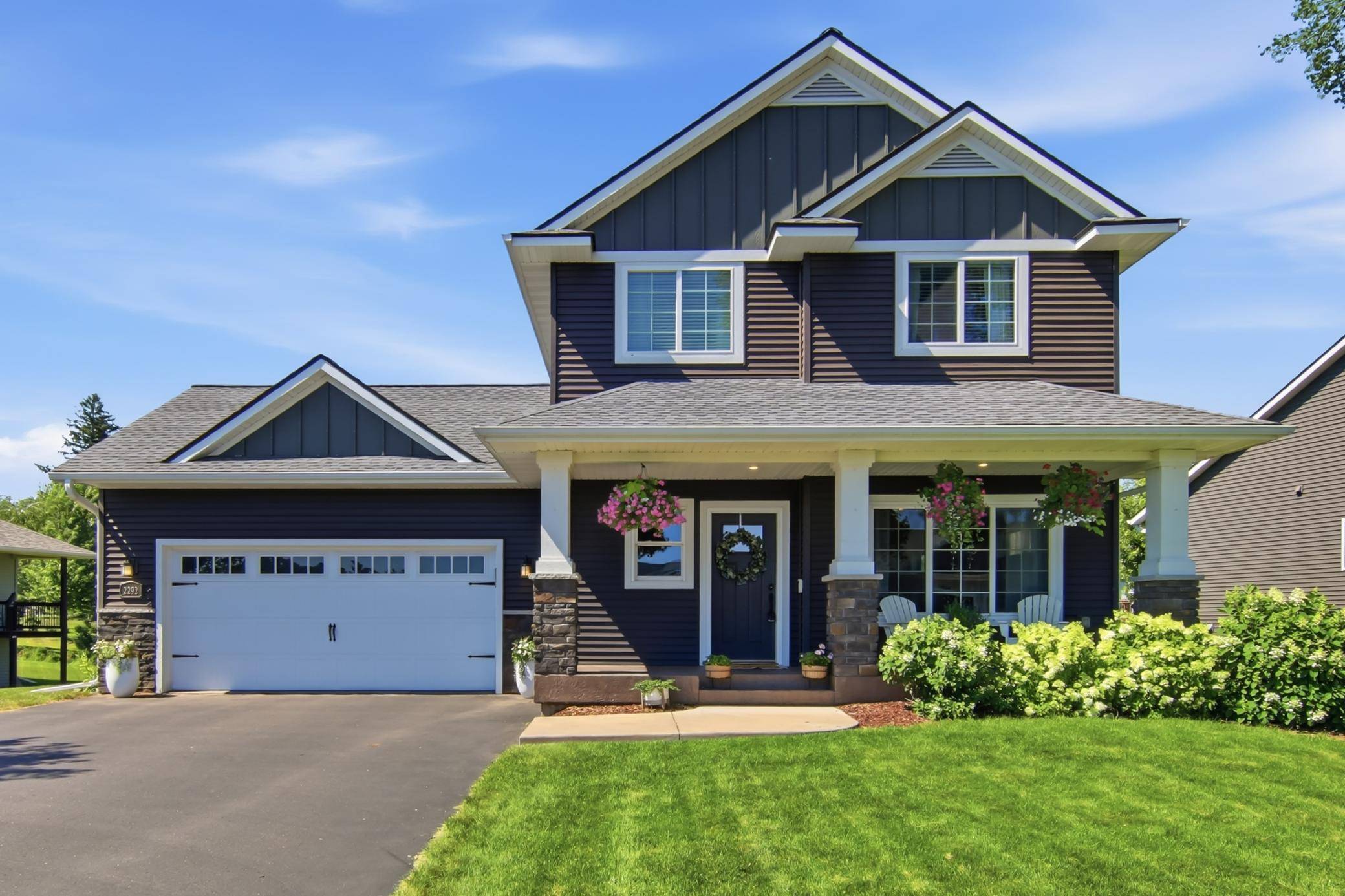 2292 Saint Andrews DR, Altoona, WI 54720
