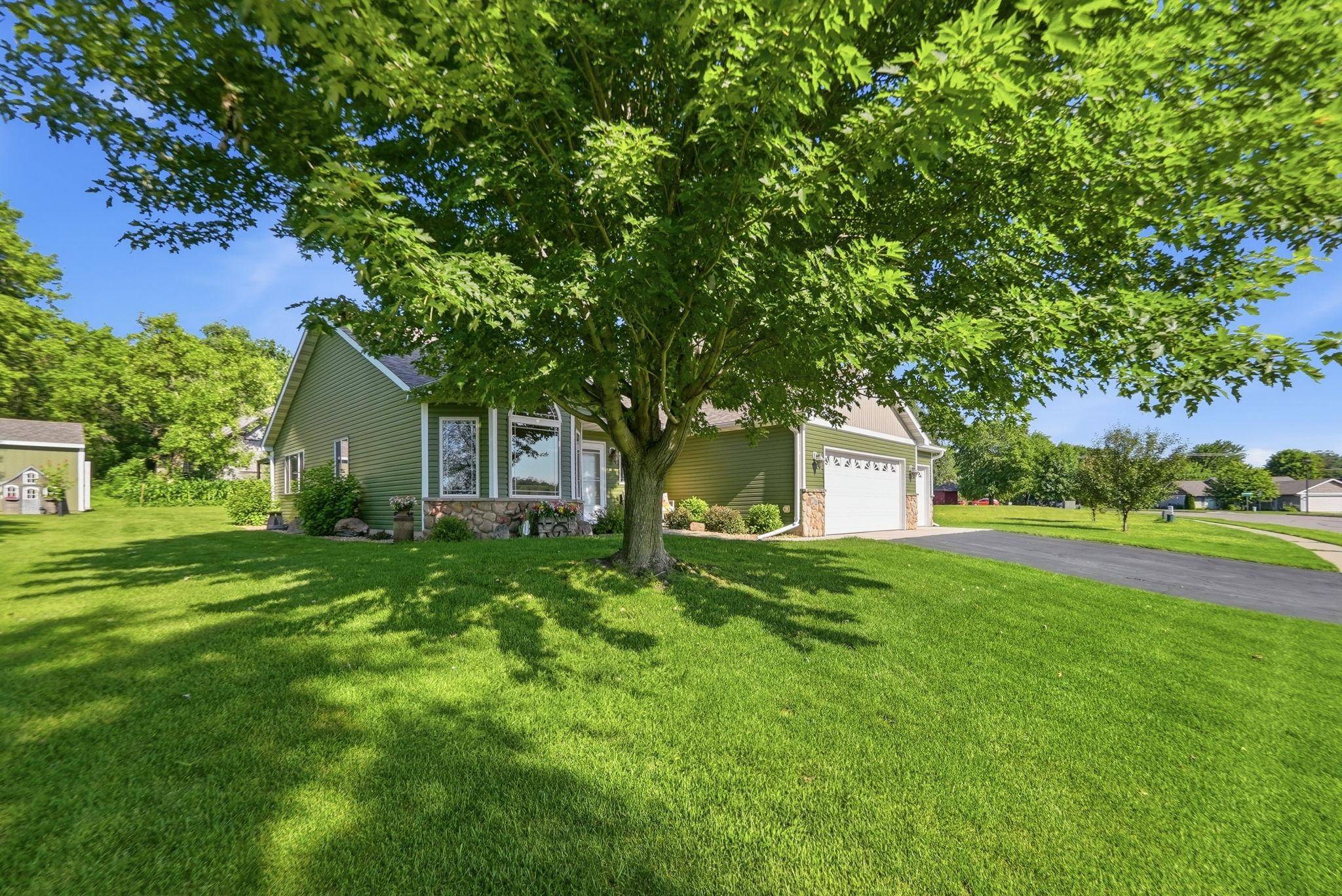 2351 Providence PL NE, Sauk Rapids, MN 56379