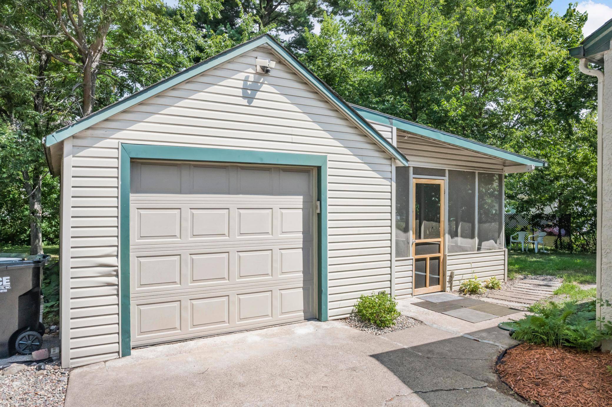 539 Brisbin ST, Anoka, MN 55303