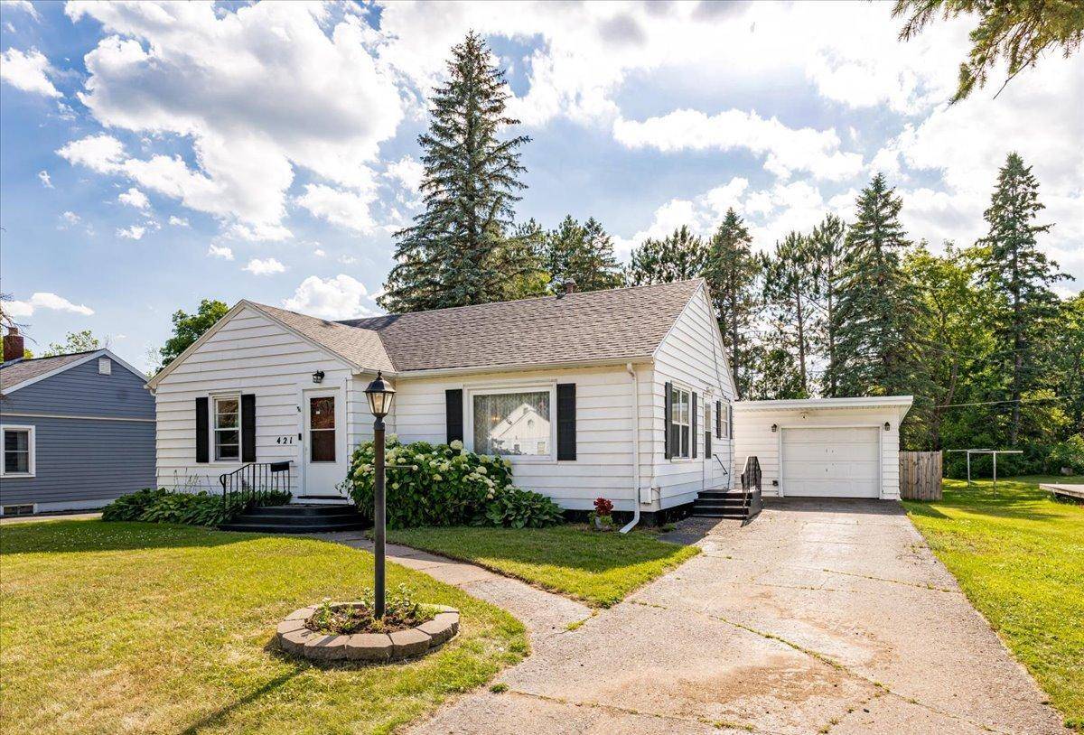 421 17th ST, Cloquet, MN 55720
