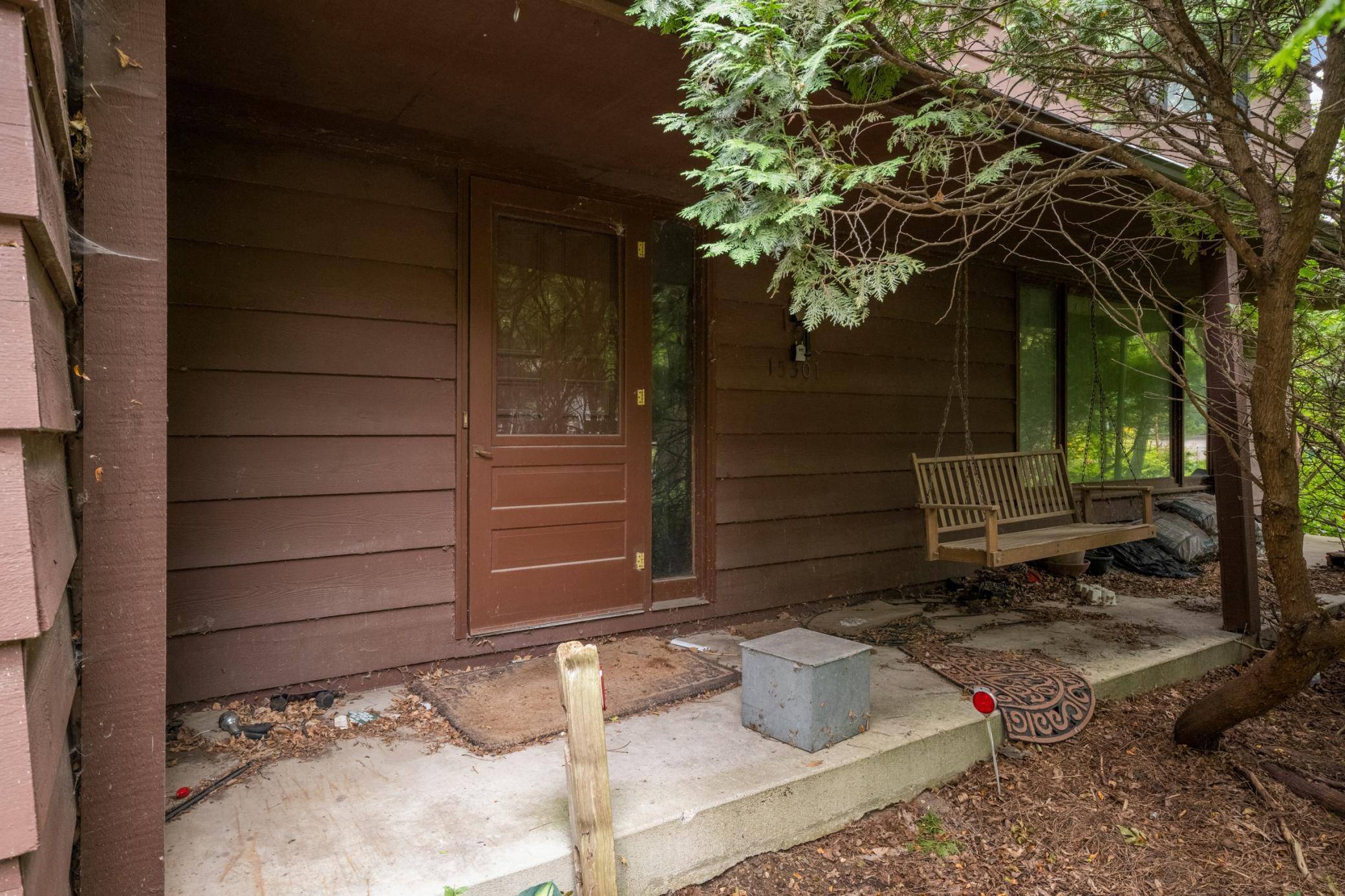 15301 Willowood DR, Minnetonka, MN 55345