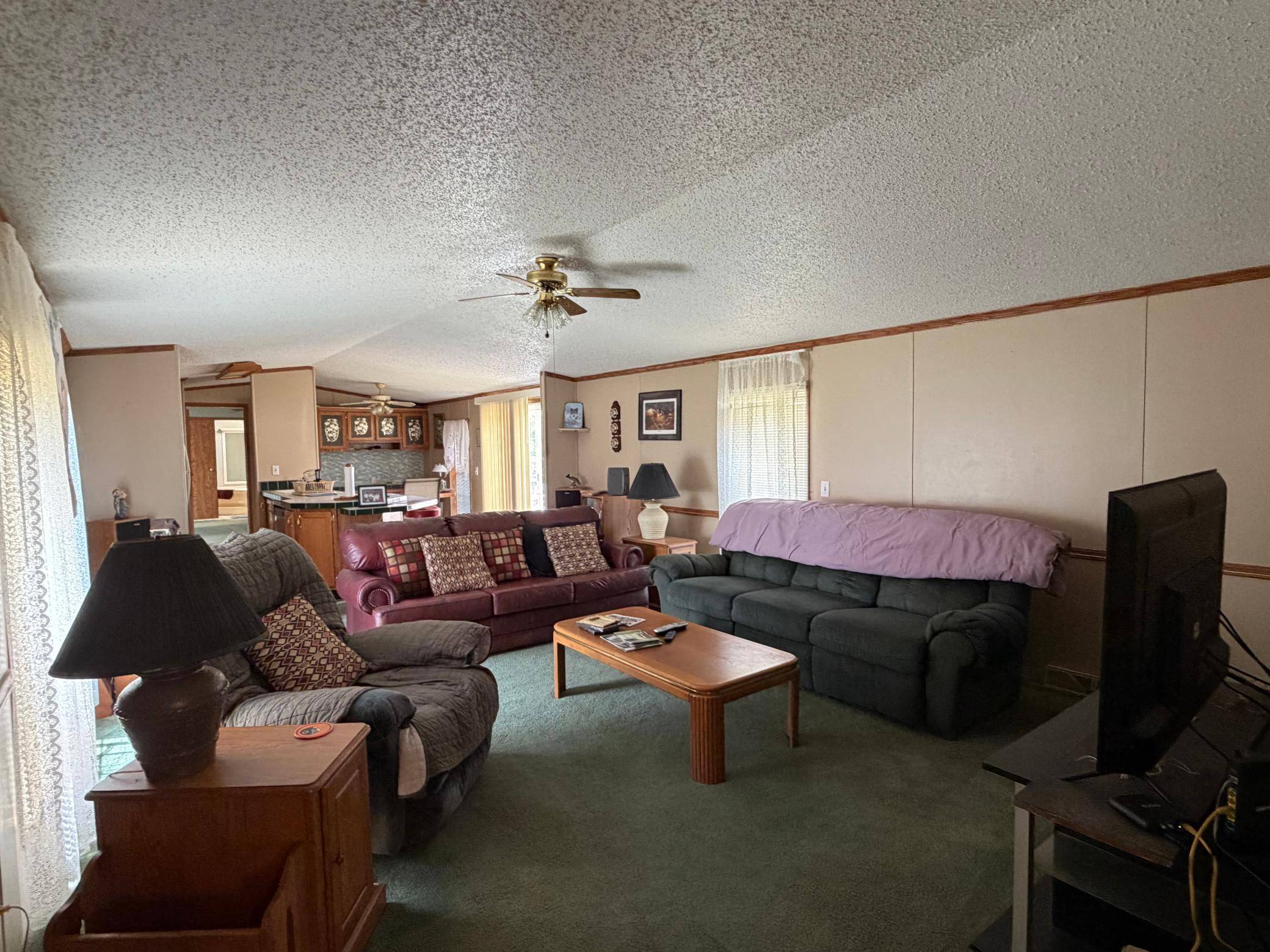 12 Leone LN, Brownsville, MN 55919
