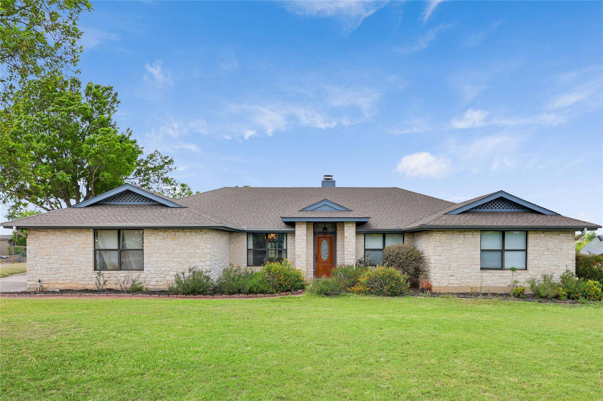 1931 Rowe LOOP, Pflugerville, TX 78660