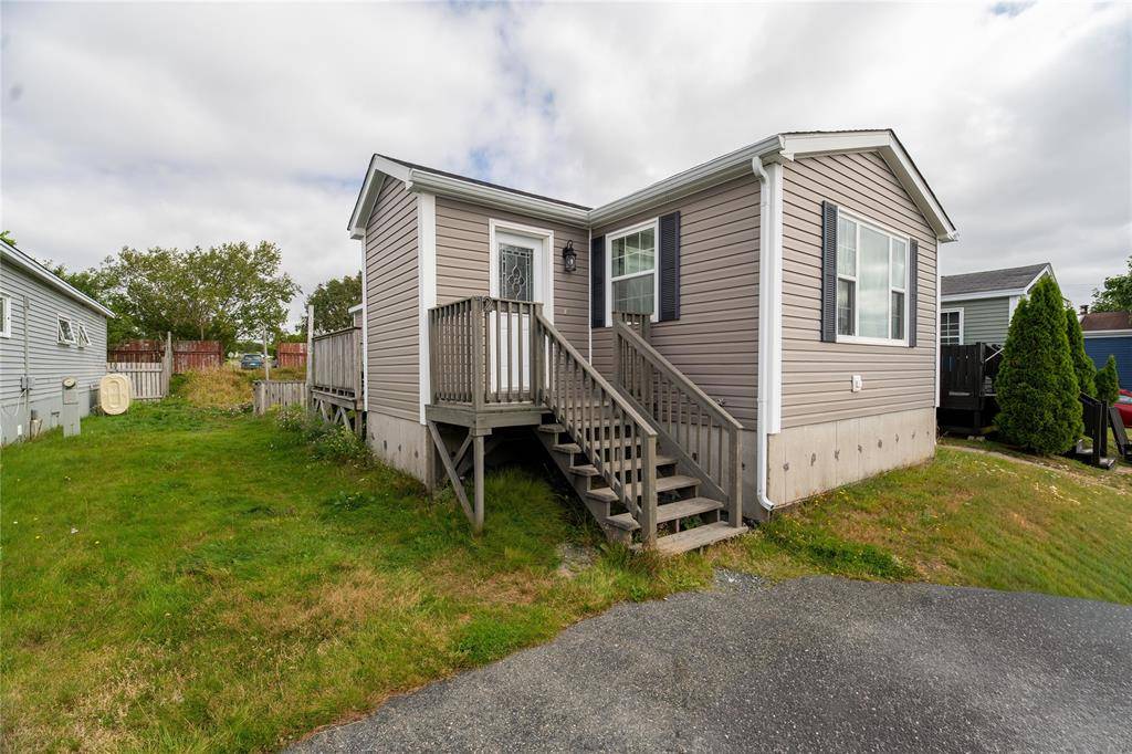 12 Ashgrove Drive, Paradise, NL A1L 1A1