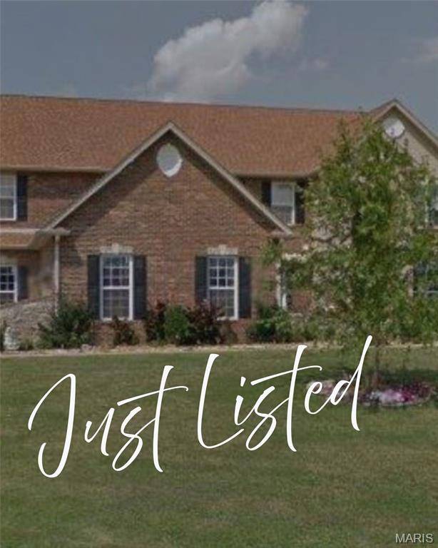 5025 Edinburg CT, Columbia, IL 62236