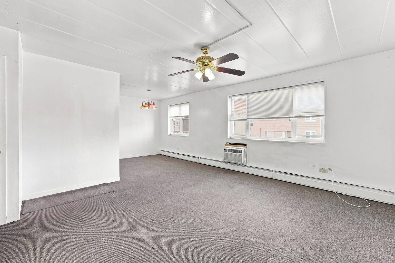2025 W GRANVILLE AVE #412, Chicago, IL 60659