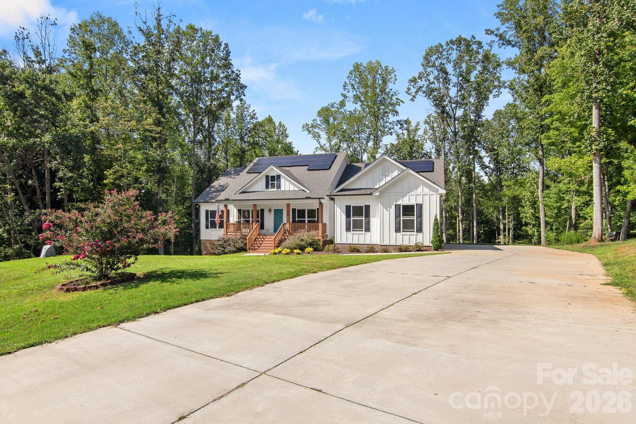 206 N Harbor Watch DR, Statesville, NC 28677