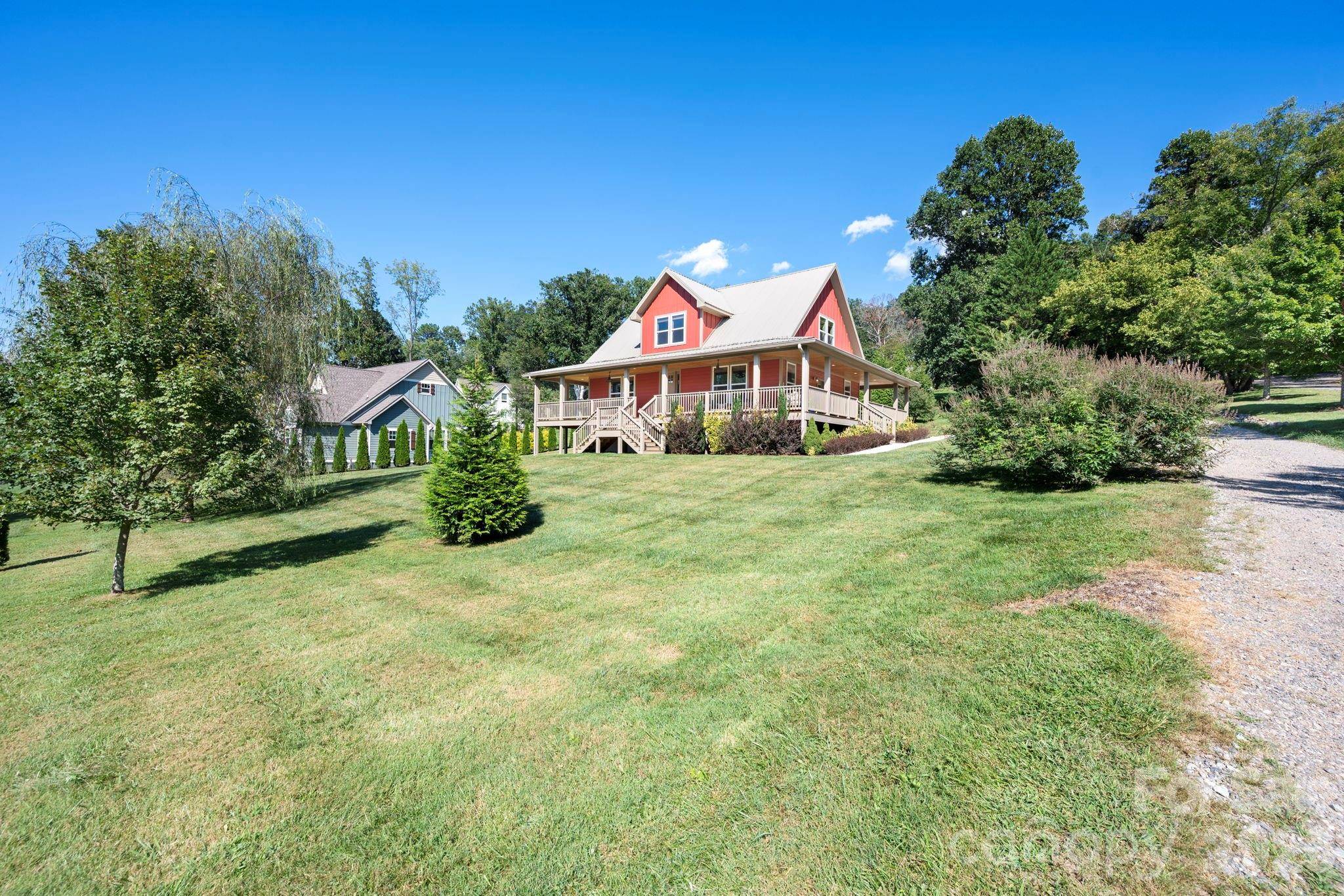 8 W Haven LN, Arden, NC 28704