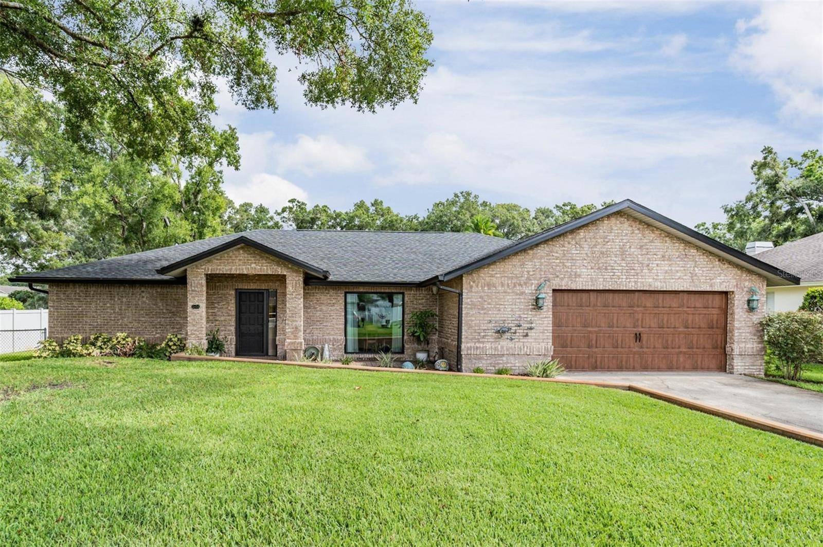 3434 E LAKE DR, Land O Lakes, FL 34639