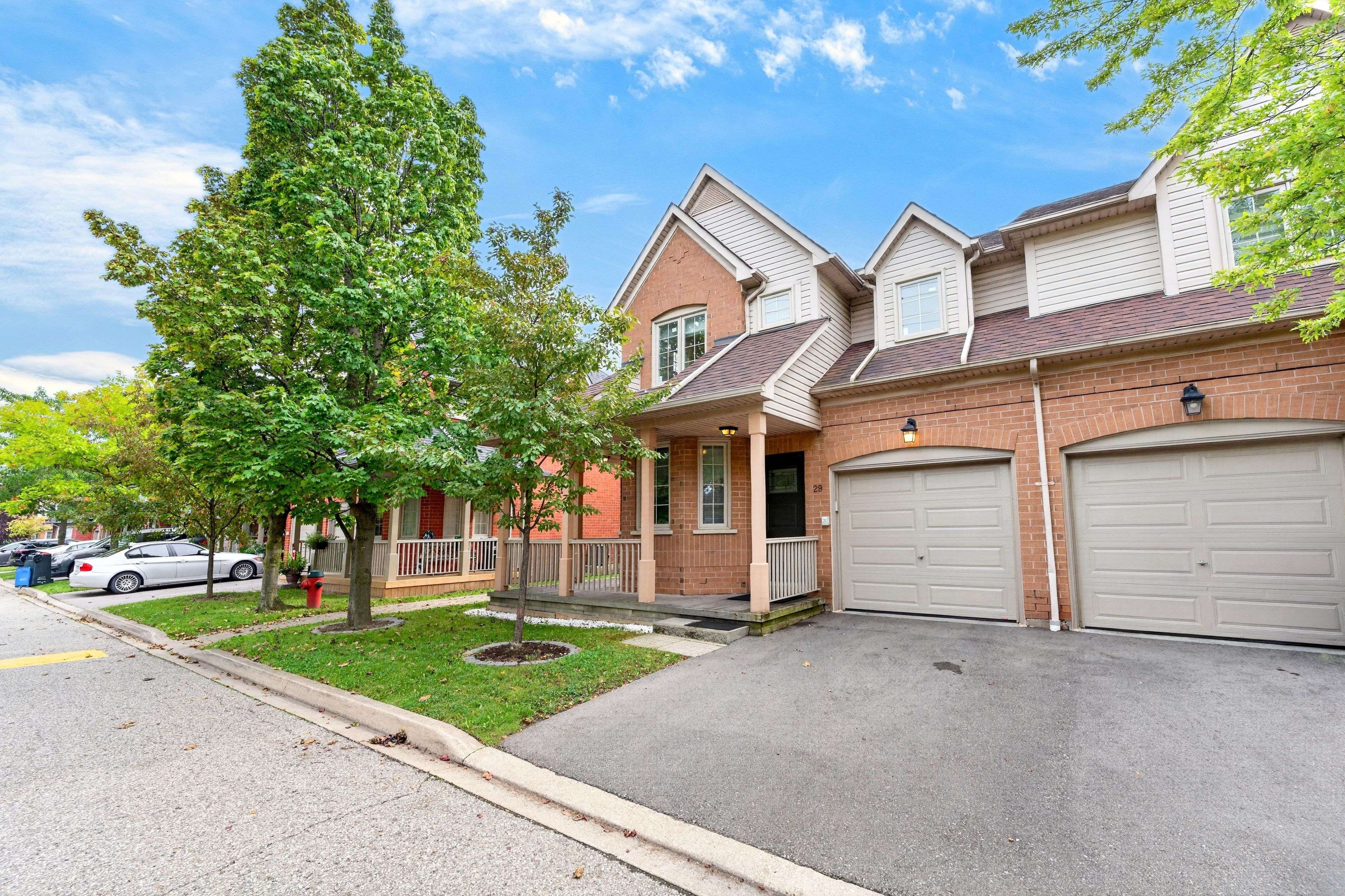 5223 Fairford CRES #29, Mississauga, ON L5V 2M6