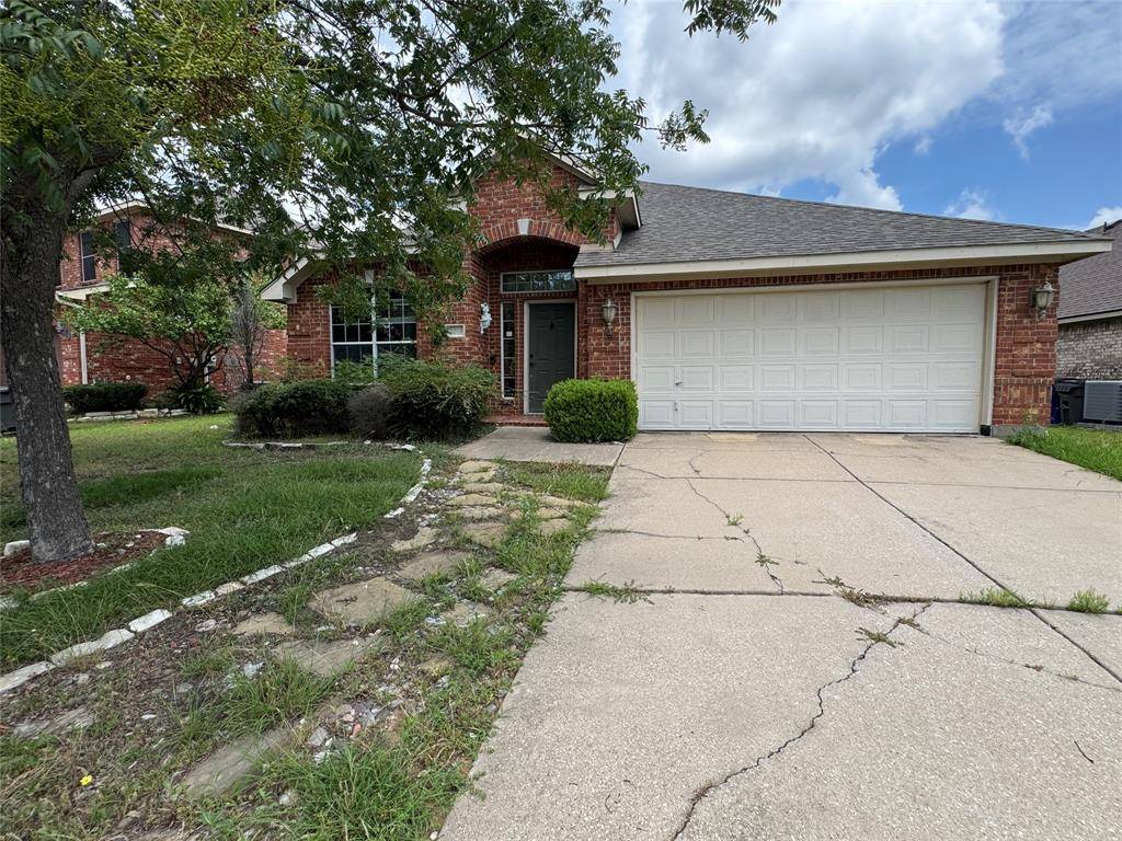 2033 Meadow Park Drive, Princeton, TX 75407