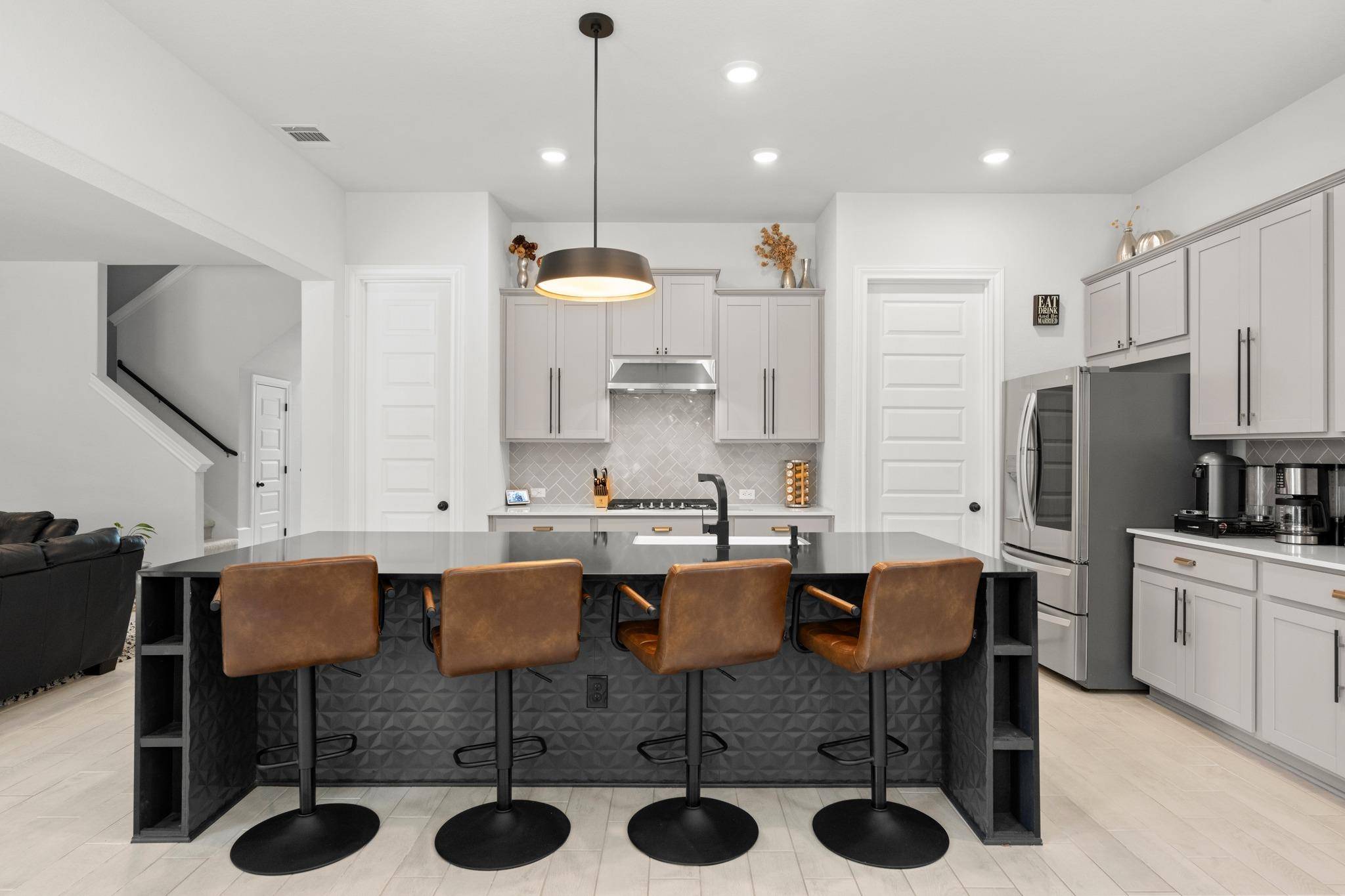 1942 Headwaters BLVD, Dripping Springs, TX 78620