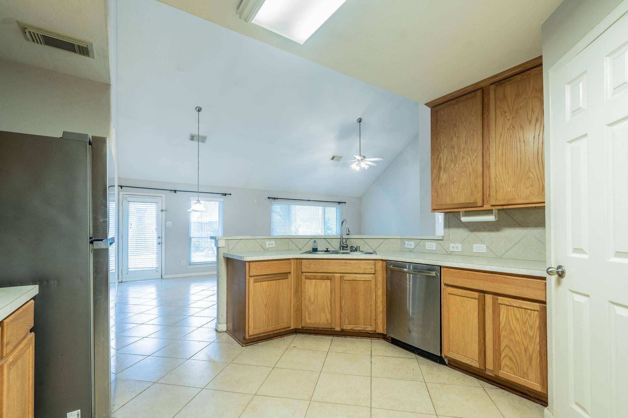 2542 Golden Fork DR, Katy, TX 77494