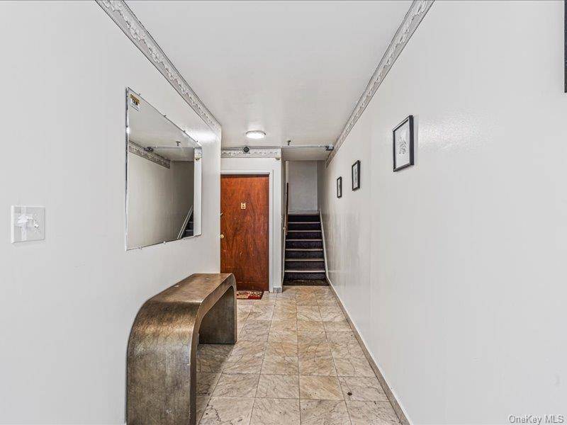 76-30 Grand Central Pkwy, Forest Hills, NY 11375