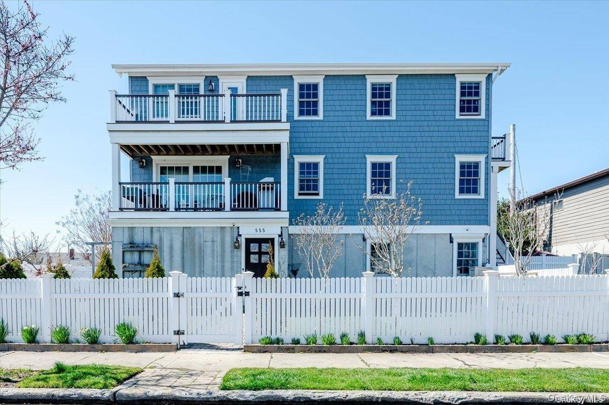 555 Franklin BLVD #Main, Long Beach, NY 11561