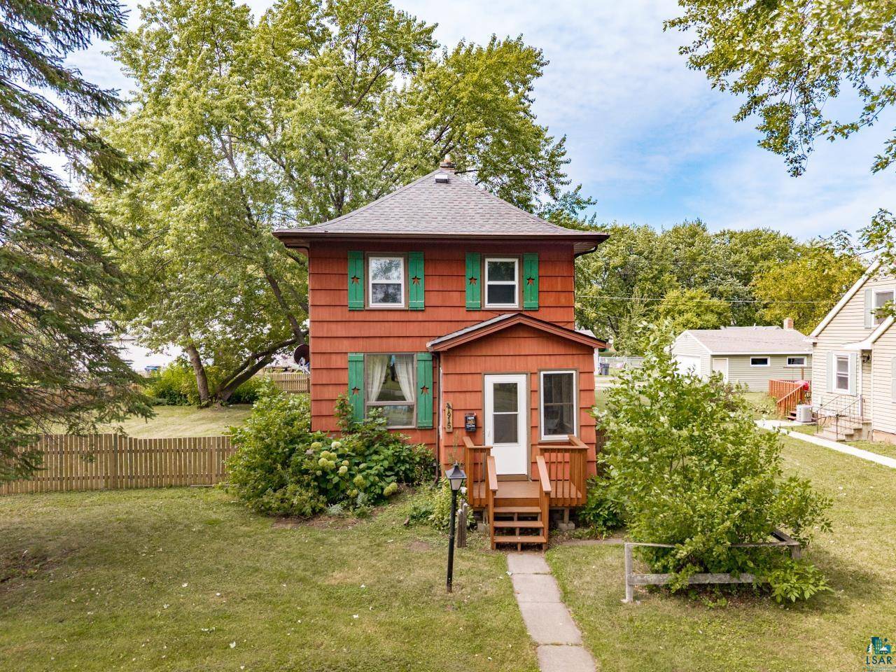 1915 Maryland Ave, Superior, WI 54880
