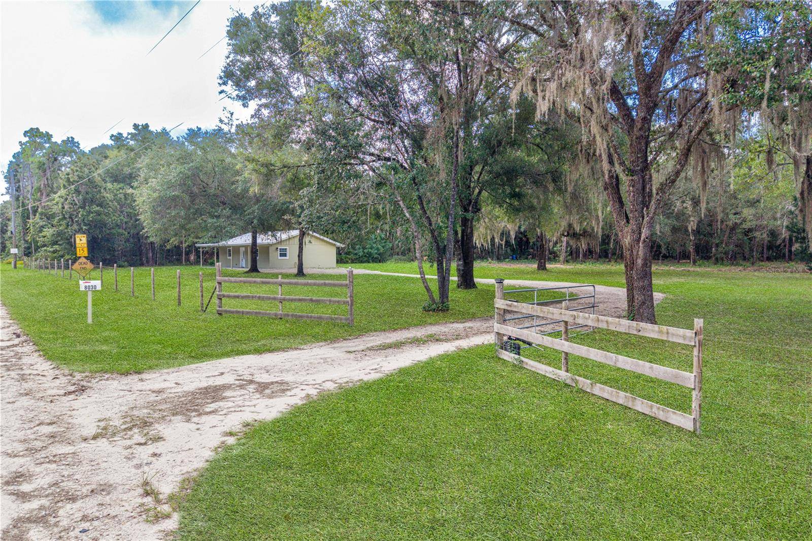 8030 SE 153RD ST, Inglis, FL 34449