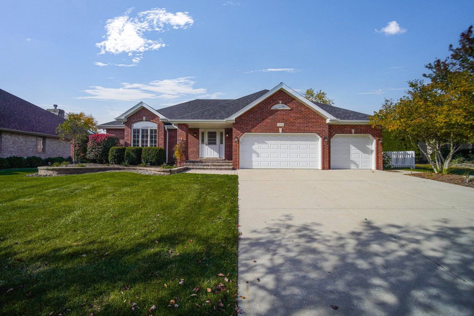 16024 Donna Marie DR, Homer Glen, IL 60491