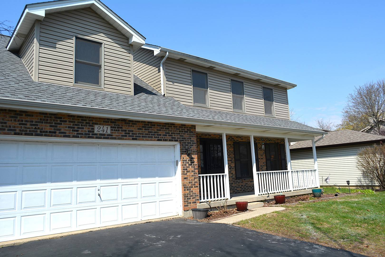 241 Butte View DR N, Bolingbrook, IL 60490
