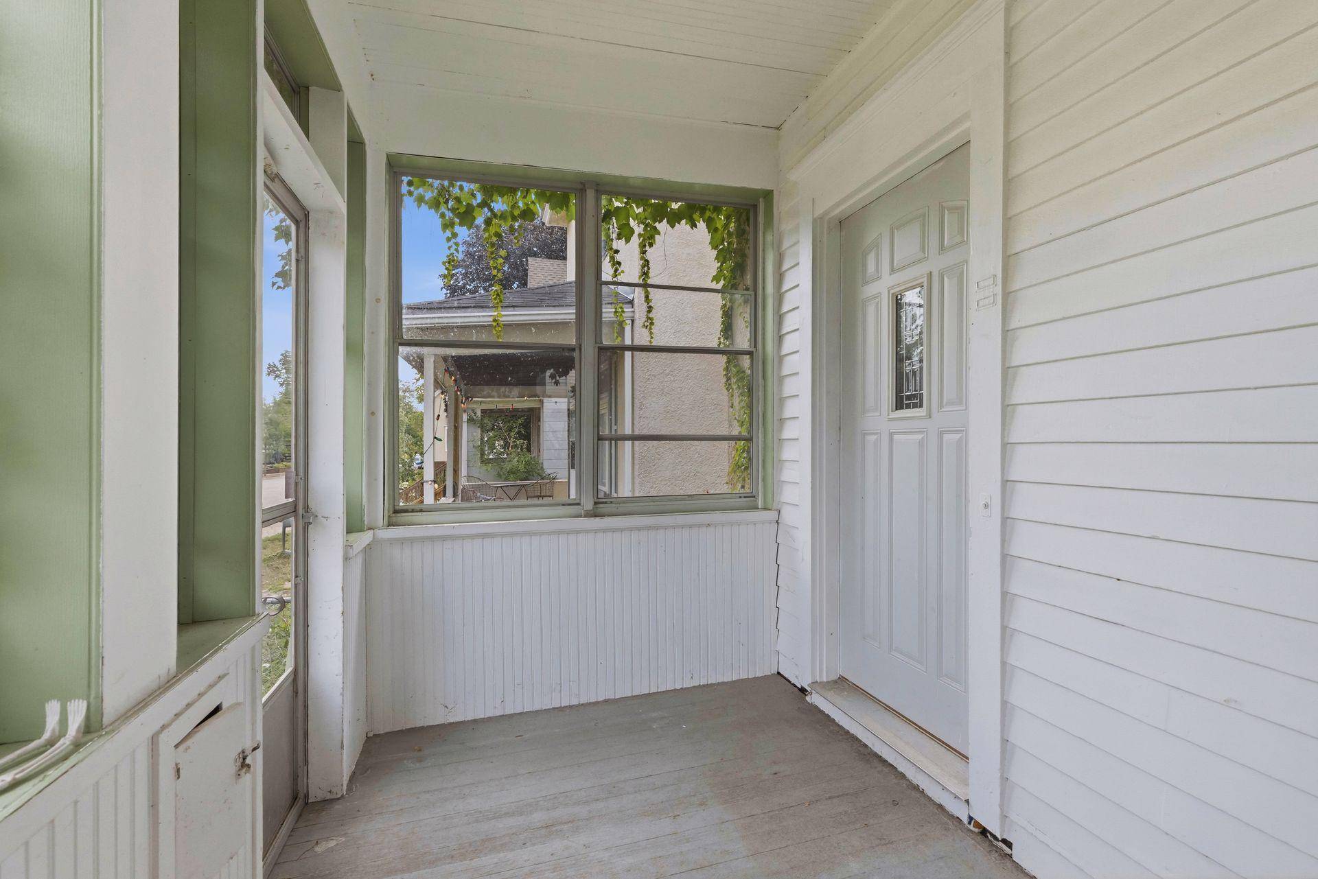 738 Watson AVE, North Saint Paul, MN 55102