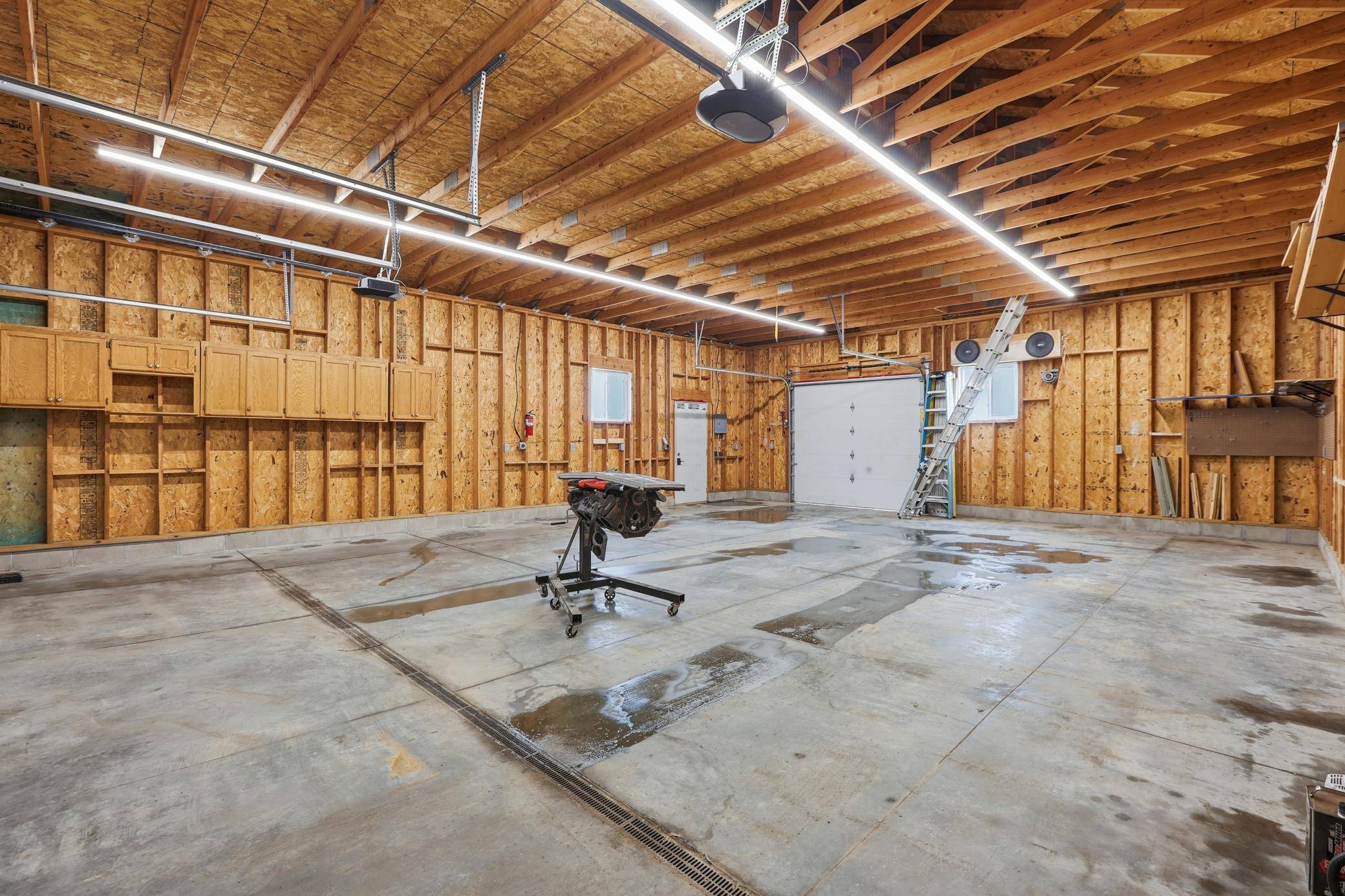 8290 185th AVE NW, Nowthen, MN 55303