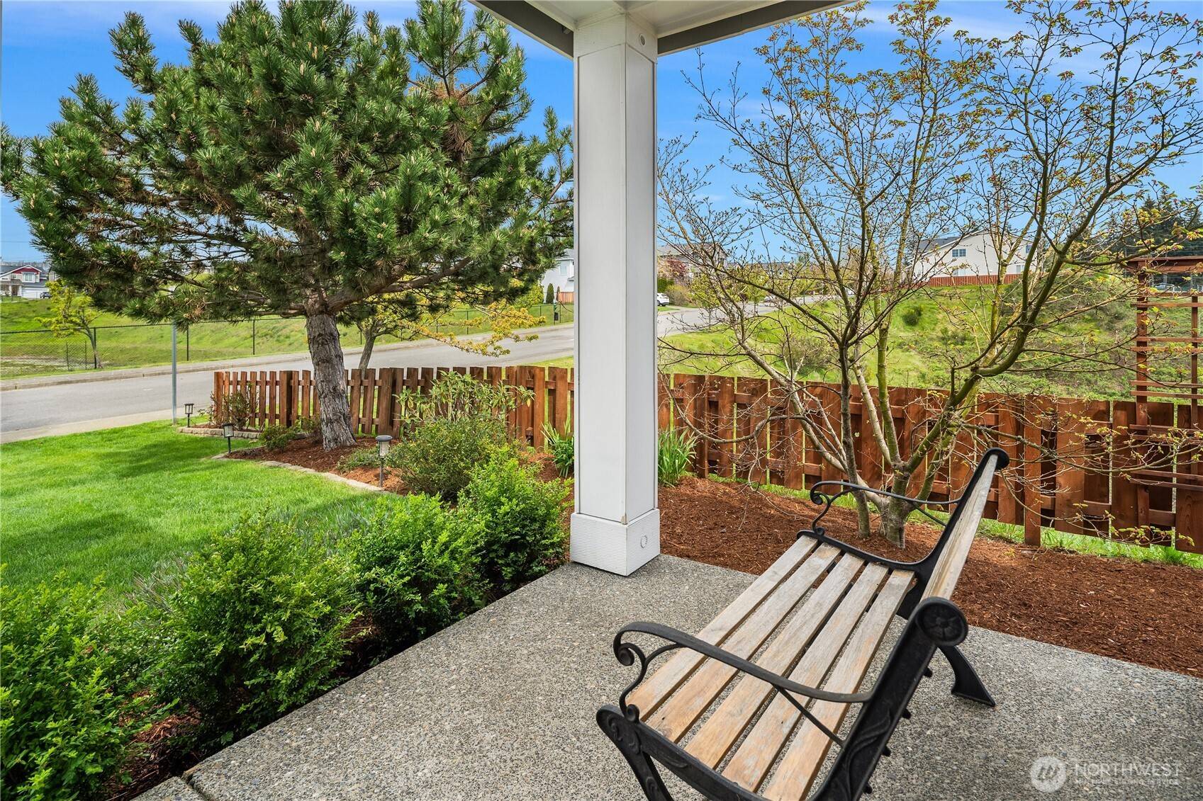 16306 24th ST E, Lake Tapps, WA 98391