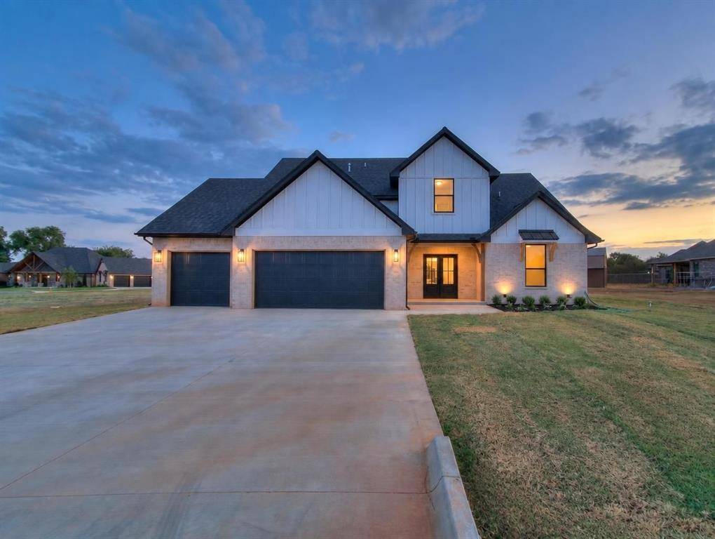 141 W Lynn Court DR, Mustang, OK 73064