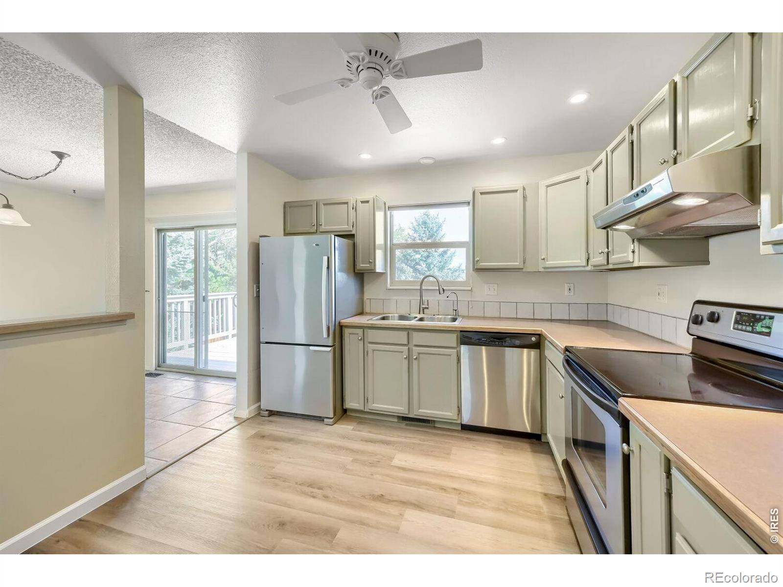 1502 Adonia CIR, Lafayette, CO 80026