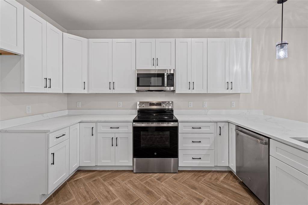 5404 Celina Court, Granbury, TX 76048