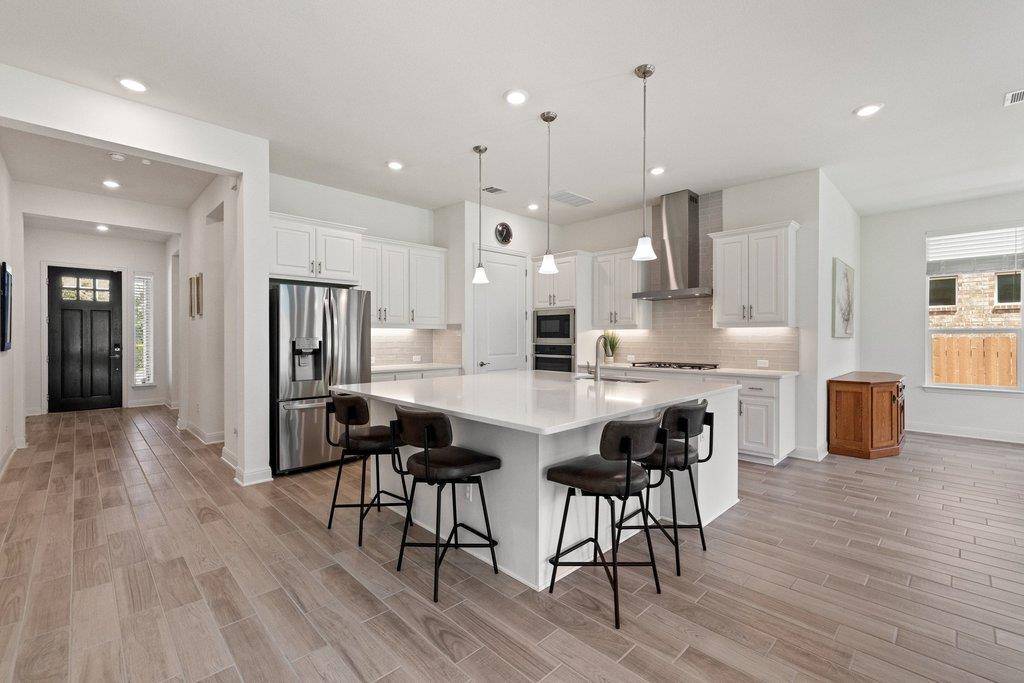 5913 Cimarron Ridge LN, Austin, TX 78738