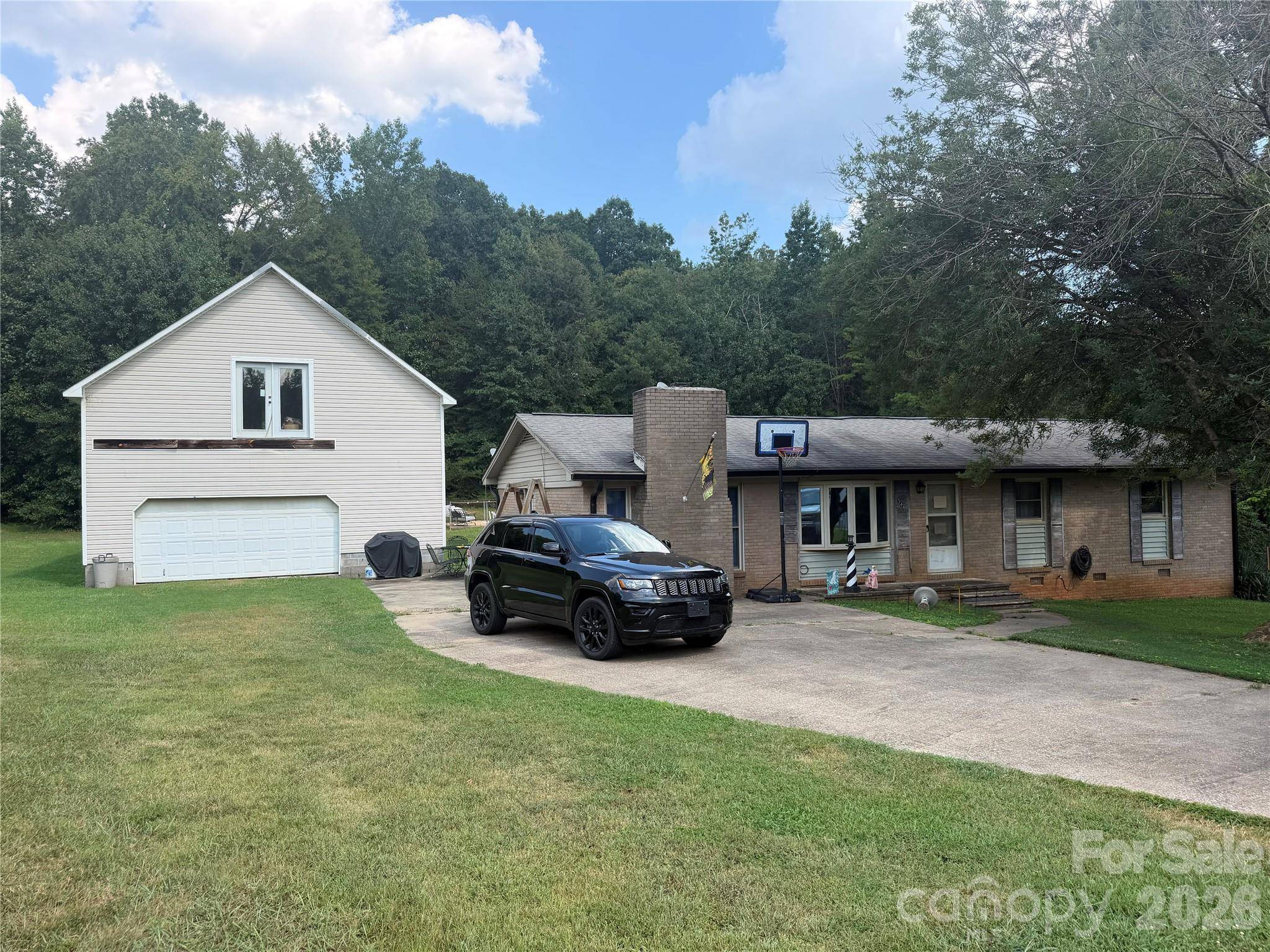 344 Pearson ST, Blacksburg, SC 29702