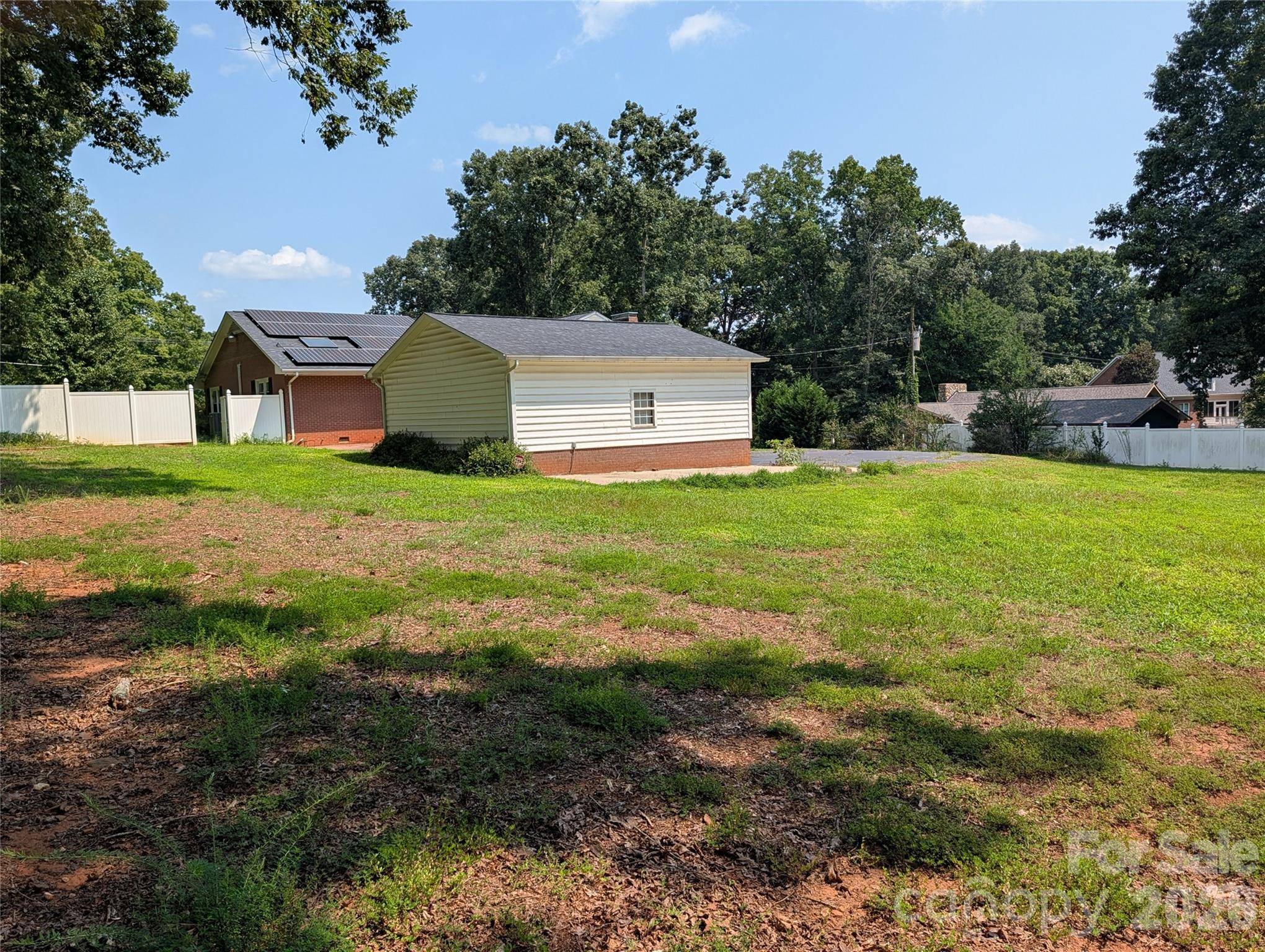 220 Augusta DR, Statesville, NC 28625