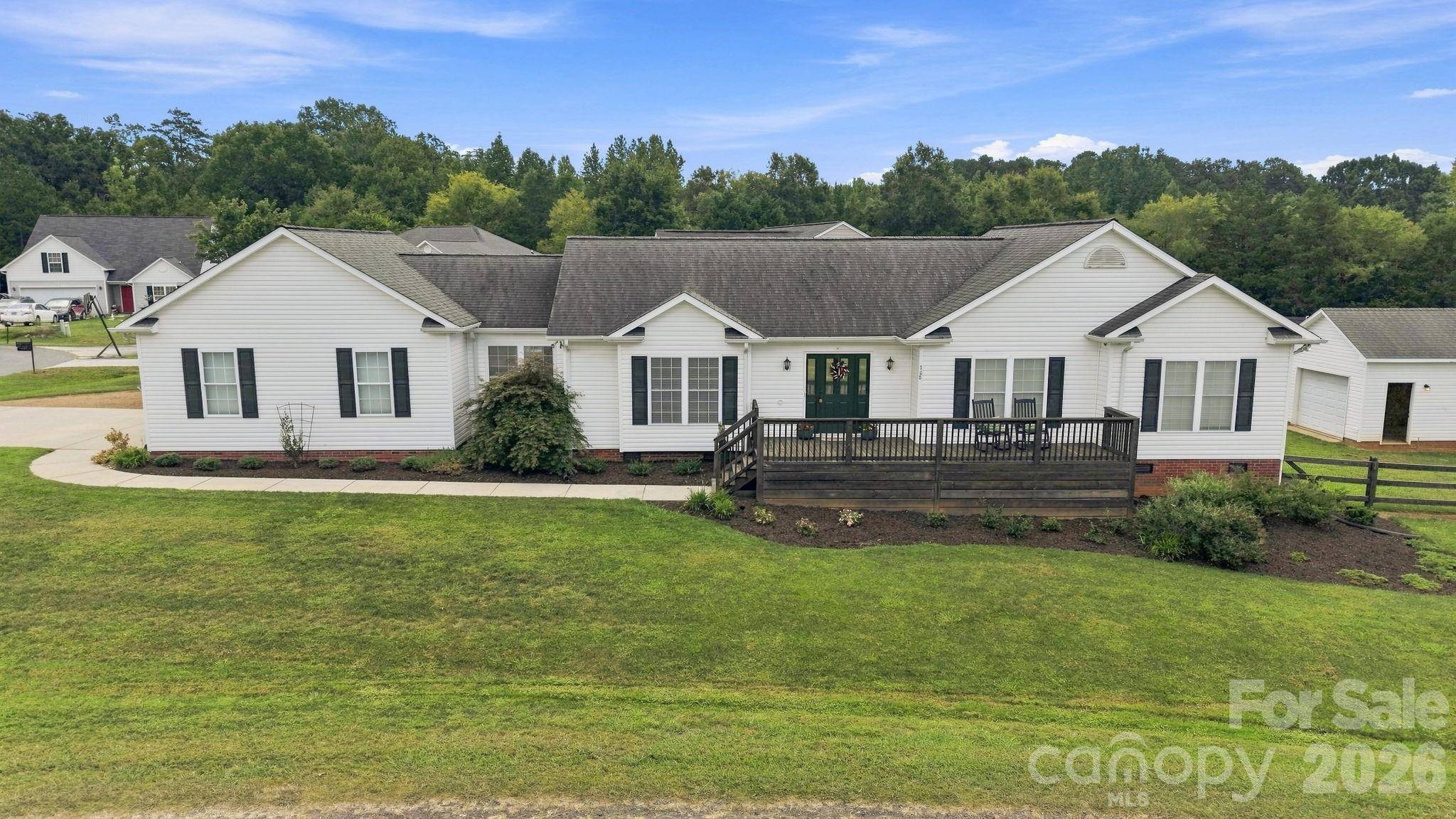 708 Paint CIR, Oakboro, NC 28129