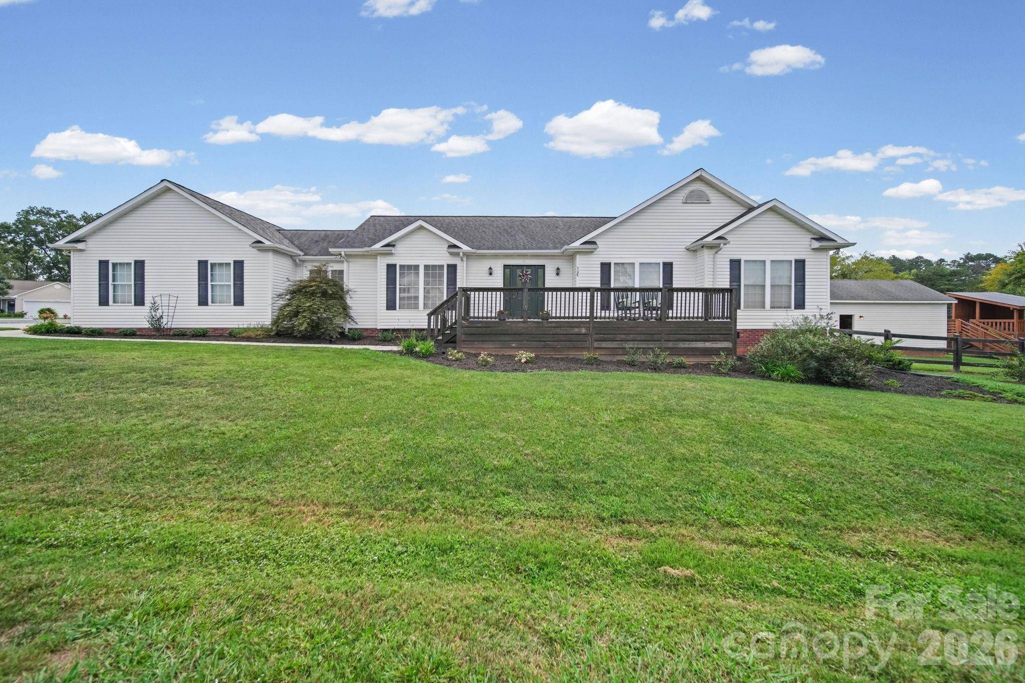 708 Paint CIR, Oakboro, NC 28129