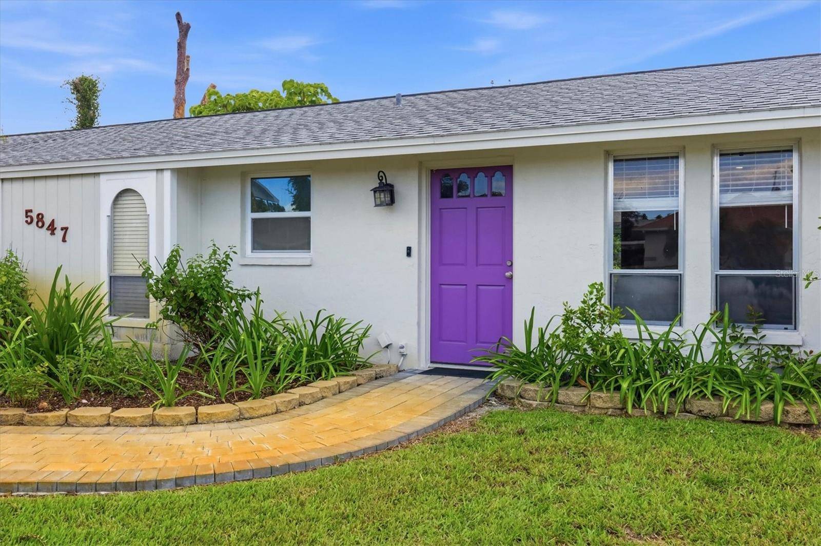5847 REGENT RD, Venice, FL 34293