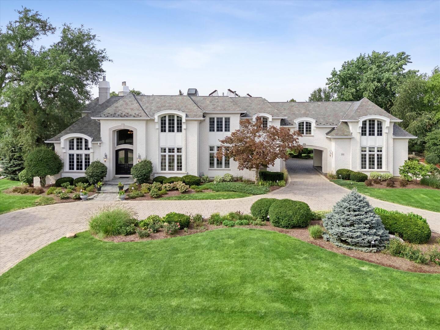 1904 Midwest Club Pkwy, Oak Brook, IL 60523